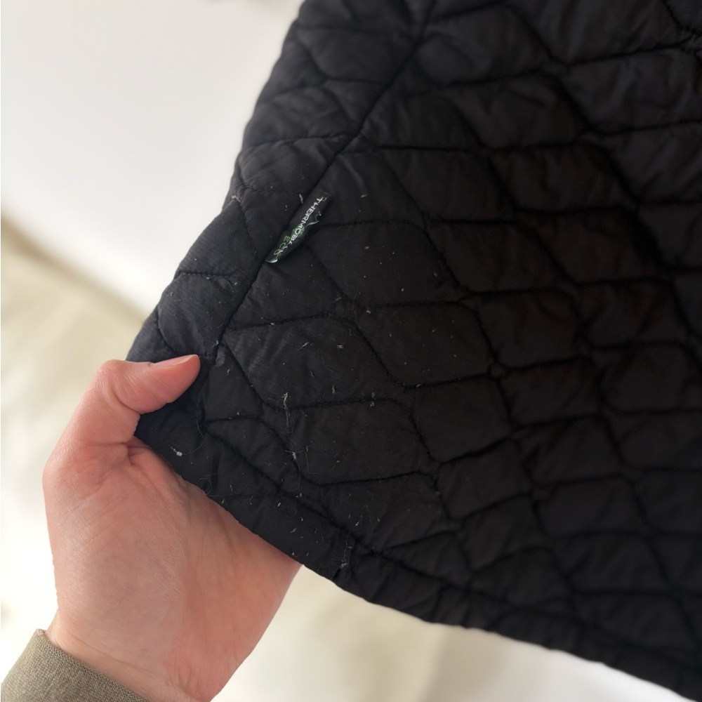 The North Face Black Quilted Down Vest - Picture 7 of 7